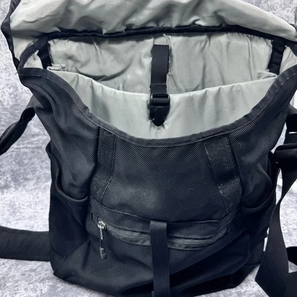 Patagonia® 
Vertical Mass bag - Picture 6 of 10